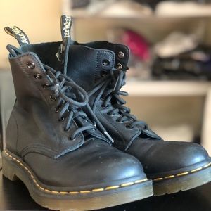 Dr Martens original airwair bouncing soles boots 7